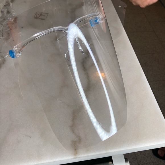 2 for 30! FACE SHIELD MASK - Picture 5 of 6